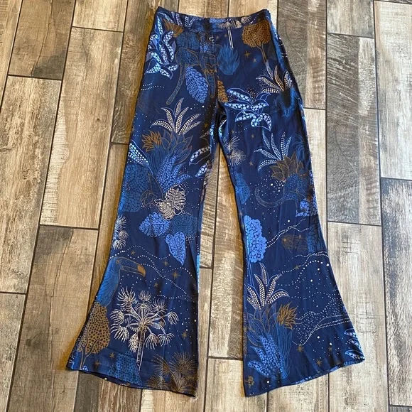 FARM Rio Night Jungle Navy Blue Flare Pants 🆕 - Picture 2 of 13